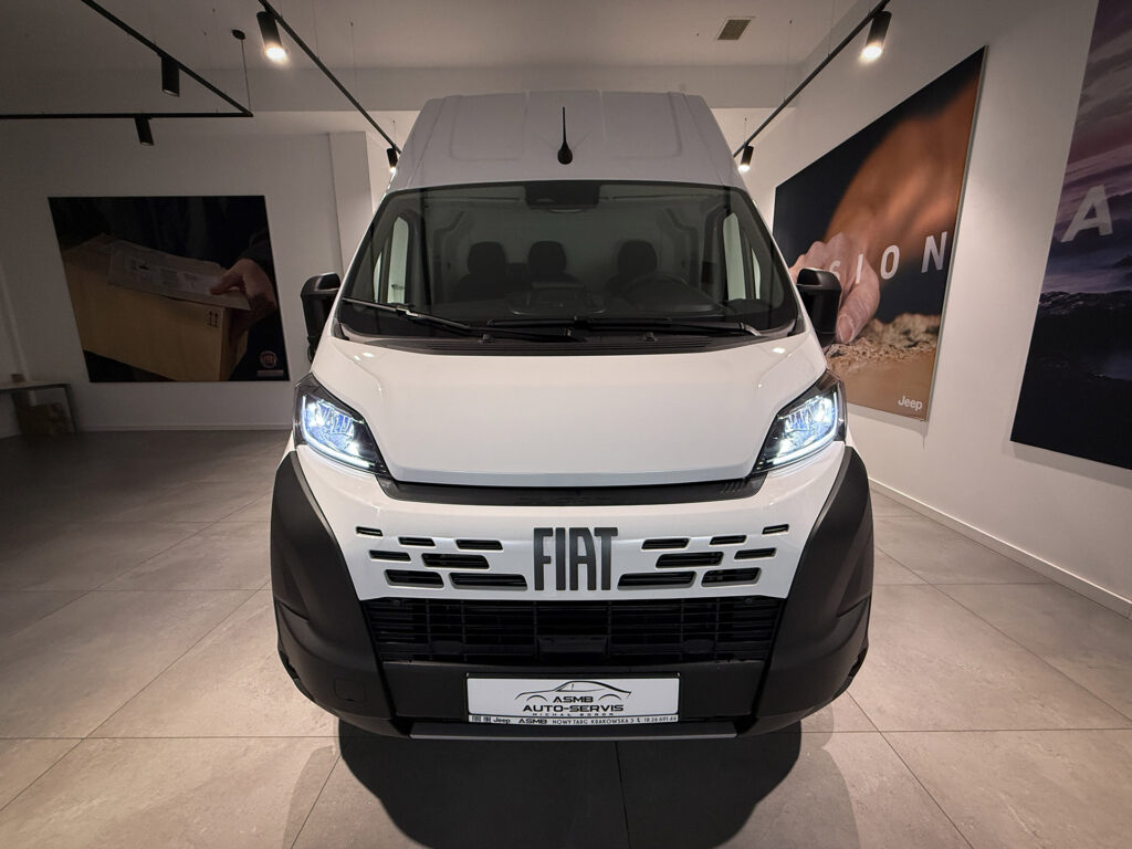 Fiat Ducato L4H3 Furgon DMC 3.5t, silnik diesla o pojemności 2184 cm3 i mocą 140 KM