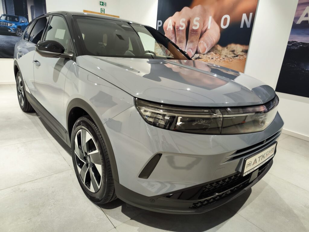 Opel Grandland 1.2 T mHEV GS S&S eDTC6 bez przebiegu