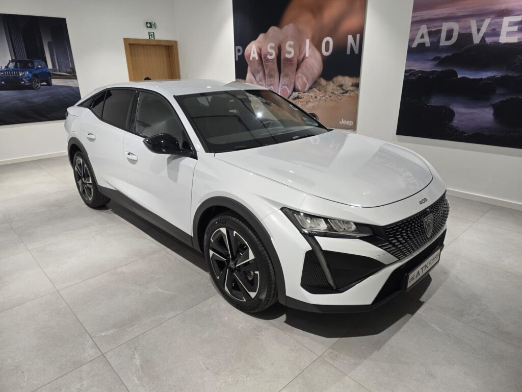 Peugeot 408 Allure HYBRID 145 S&S eDCS6 bez przebiegu