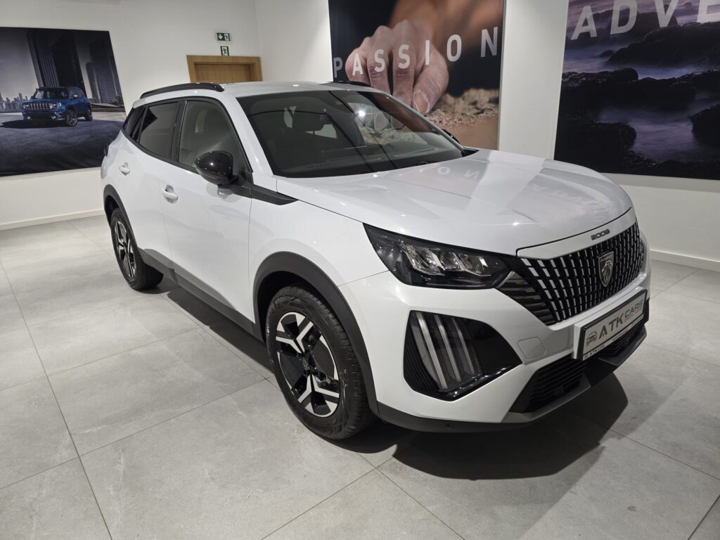 Peugeot 2008 PureTech 100 Allure S&S BVM6