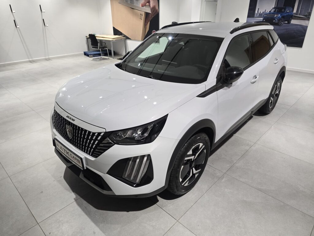 Peugeot 2008 PureTech 100 Allure S&S BVM6