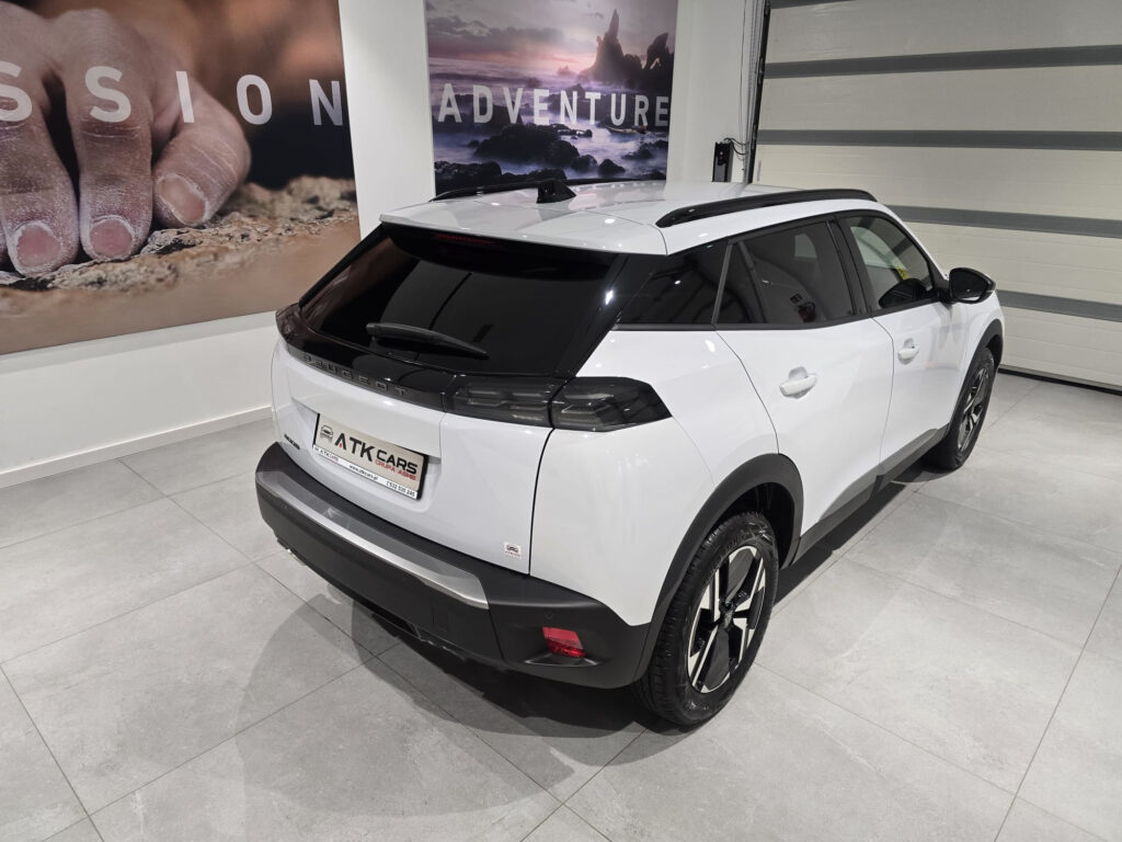 Peugeot 2008 PureTech 100 Allure S&S BVM6