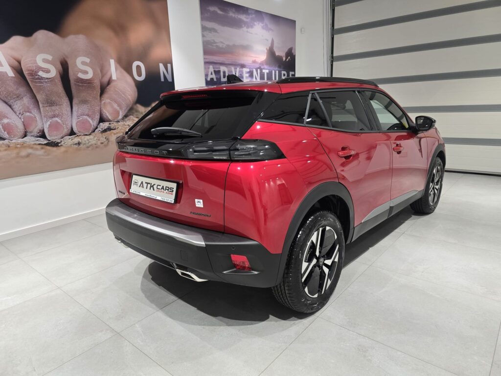 Peugeot 2008 PureTech mHEV Allure e-DCS6 Salon Polska