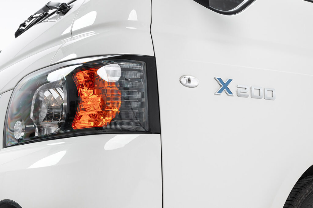 Lekka ciężarówka JAC X200