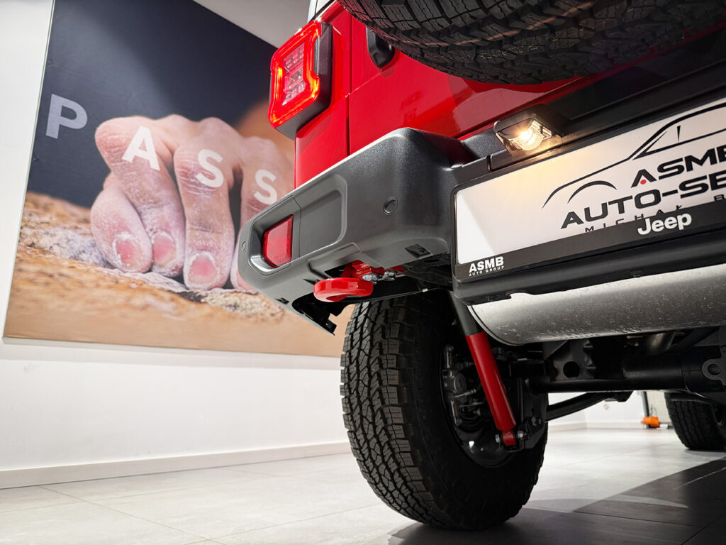 Jeep Wrangler Unlimited GME 2.0 Turbo Rubicon czerwony