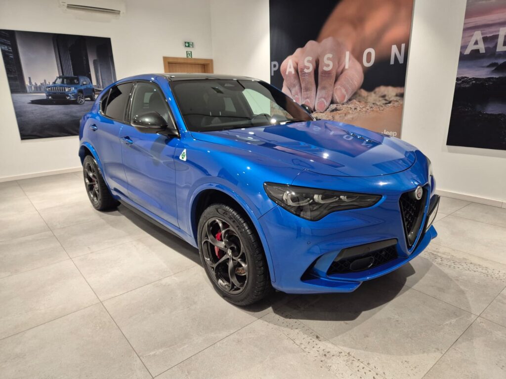 ALFA ROMEO STELVIO 2.9 V6 Bi-Turbo Quadrifoglio AT