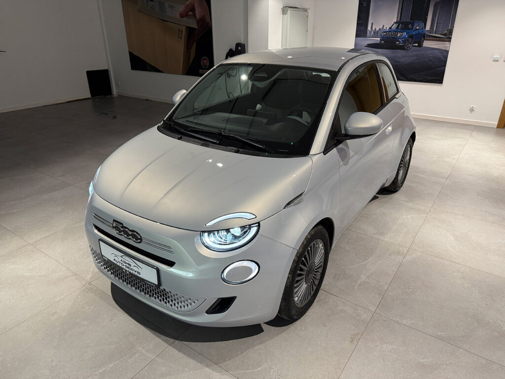 Fiat 500 1.0 Hybrid 65KM Niebieski Celestial