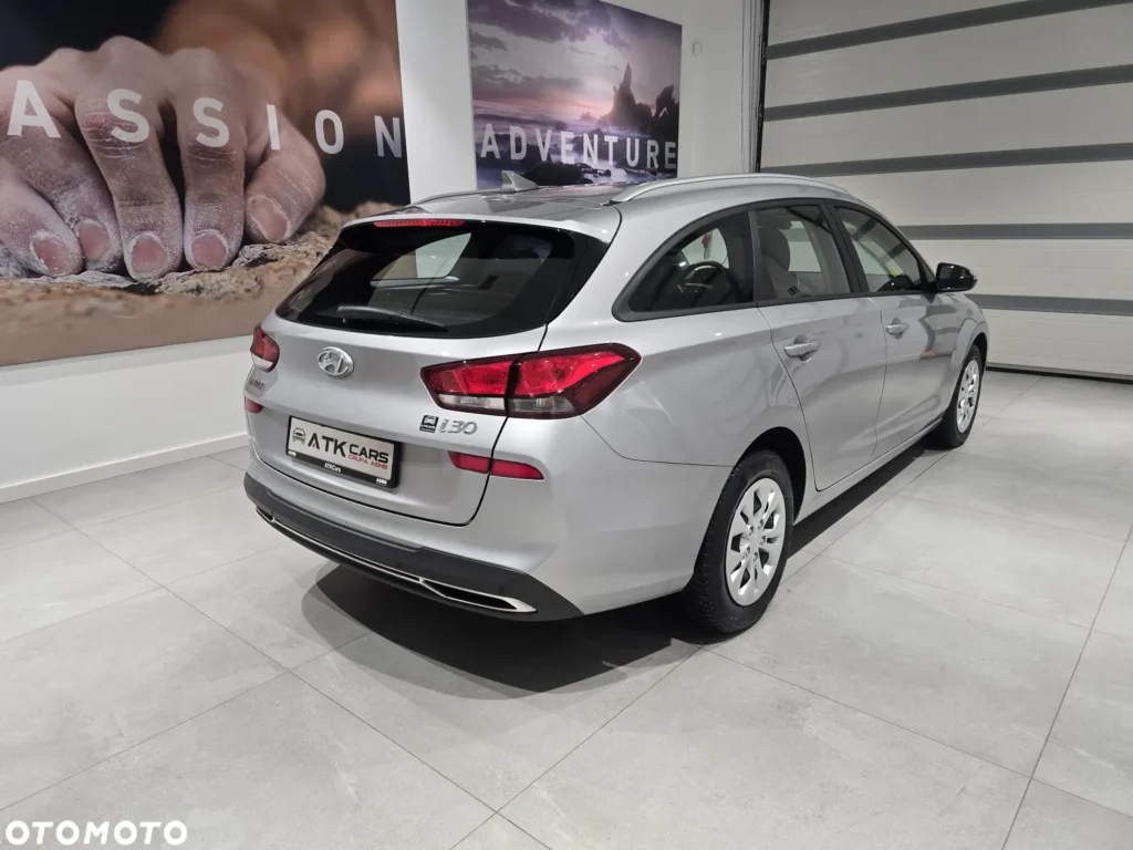 Hyundai i30 1.5 T-GDI Hybryda 48V Modern