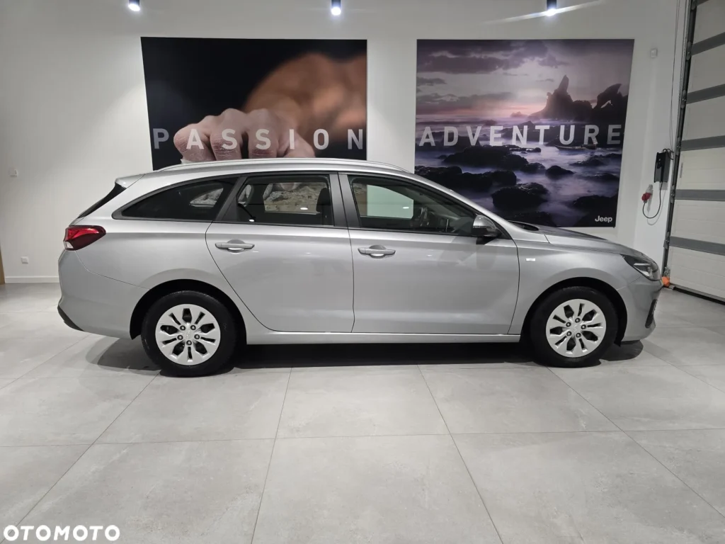 Hyundai i30 1.5 T-GDI Hybryda 48V Modern