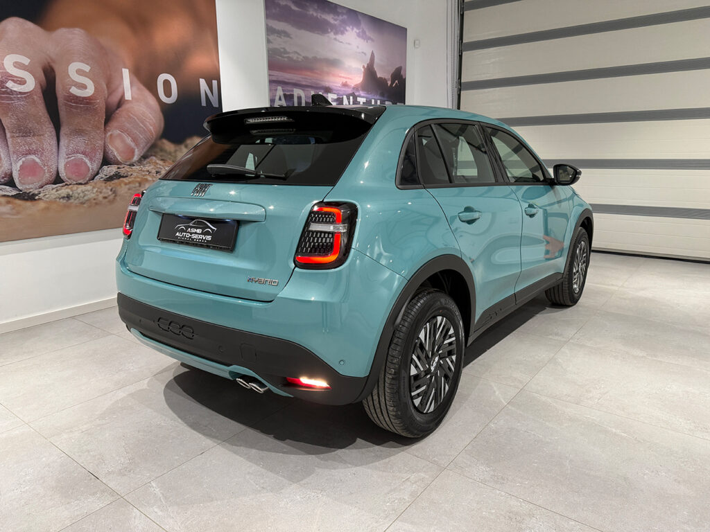 Fiat 600 1.2 Turbo La Prima eDCT Lazurowy Acqua