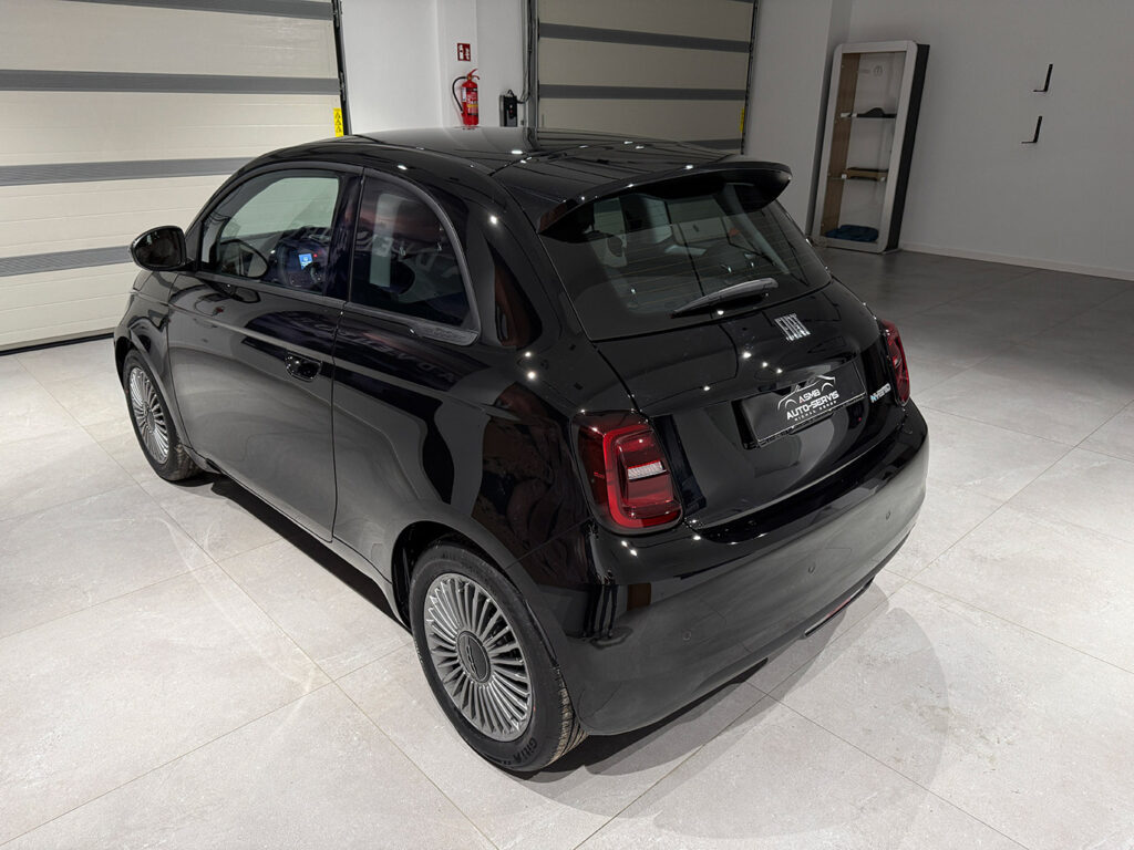 Fiat 500 1.0 Hybrid czarny
