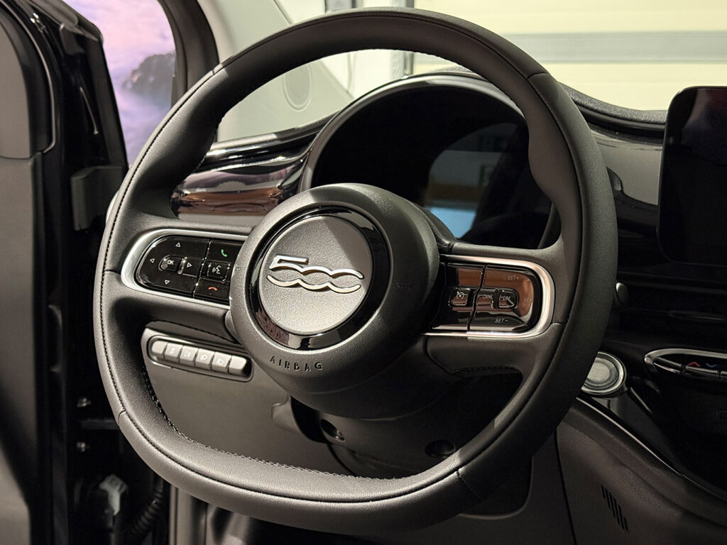 Fiat 500 1.0 Hybrid czarny