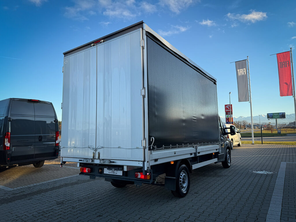 Fiat Ducato plandeka z mocą 180KM
