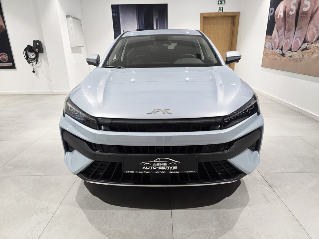 JAC J7 Plus Czarny- 136KM, 200Nm Niebieski