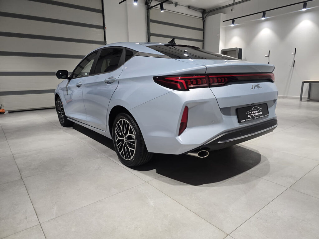 JAC J7 Plus Czarny- 136KM, 200Nm Niebieski