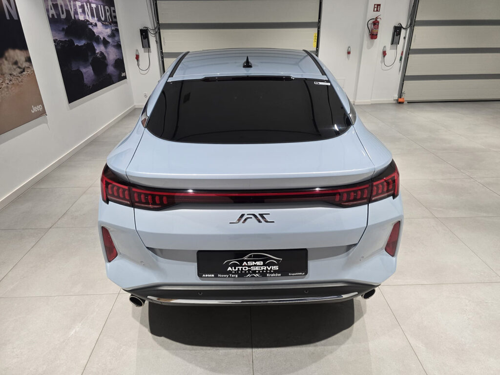 JAC J7 Plus Czarny- 136KM, 200Nm Niebieski