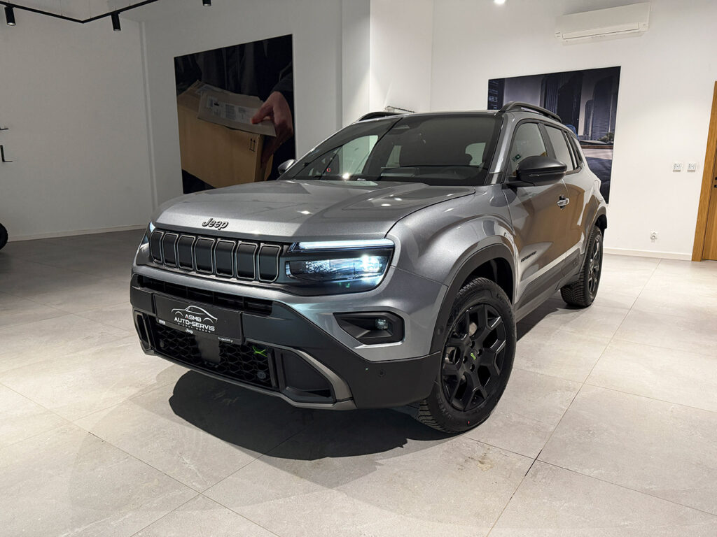 Jeep Avenger 1.2 T3 mHEV Upland 4xe eDCT6 Grafit metalic