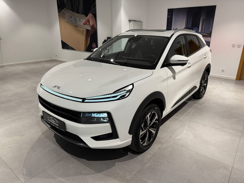 JAC JS6 SUV miejski za jedynie 119 900zł brutto dostępny od ręki