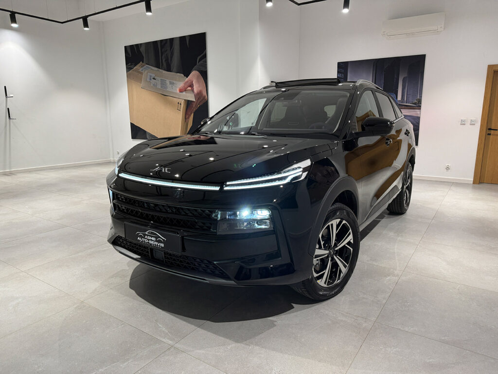 JAC JS6 SUV miejski za jedynie 119 900zł brutto dostępny od ręki czarny