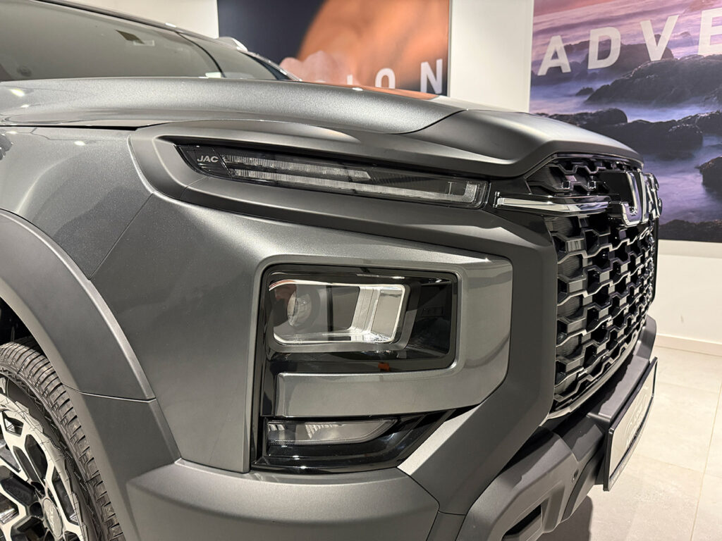 Jac T9 Pro pick-up ciemnoszary