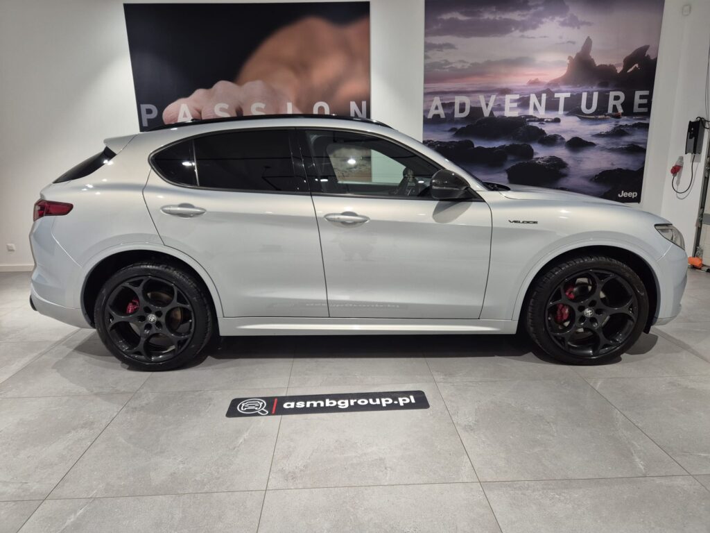 Alfa Romeo Stelvio 280 KM – SUV AWD, automat, panorama