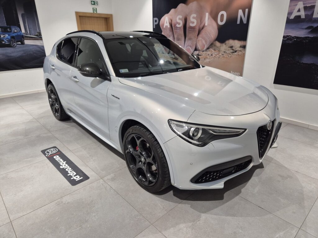 Alfa Romeo Stelvio 280 KM – SUV AWD, automat, panorama