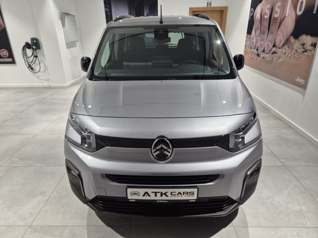 Citroen Berlingo 1.5 Diesel – automat, 7 osób, kamera