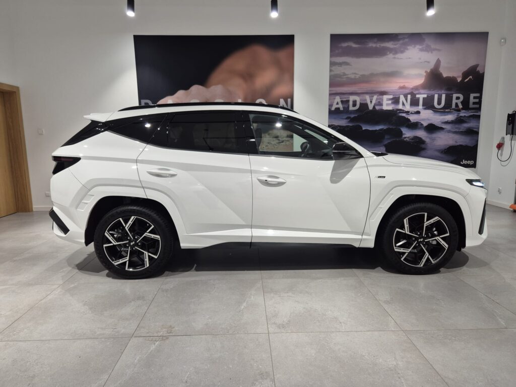 Hyundai Tucson 1.6 T-GDI Hybrid 2025 4WD SUV – N Line, nowy