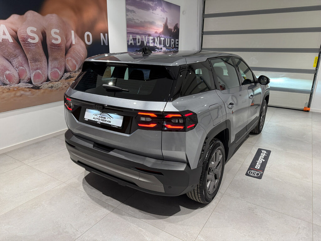 JEEP NOWY COMPASS E-HYBRID ALTITUDE e-Hybrid 145 KM e-DCT6 FWD szary