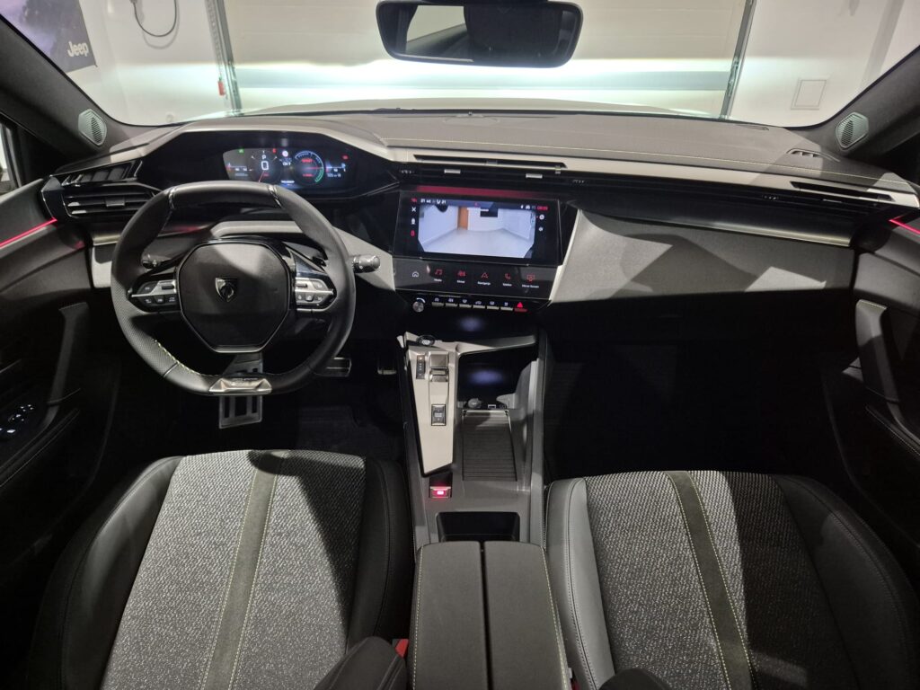 Peugeot 308 SW 145 KM – nowoczesne kombi, automat, NAVI