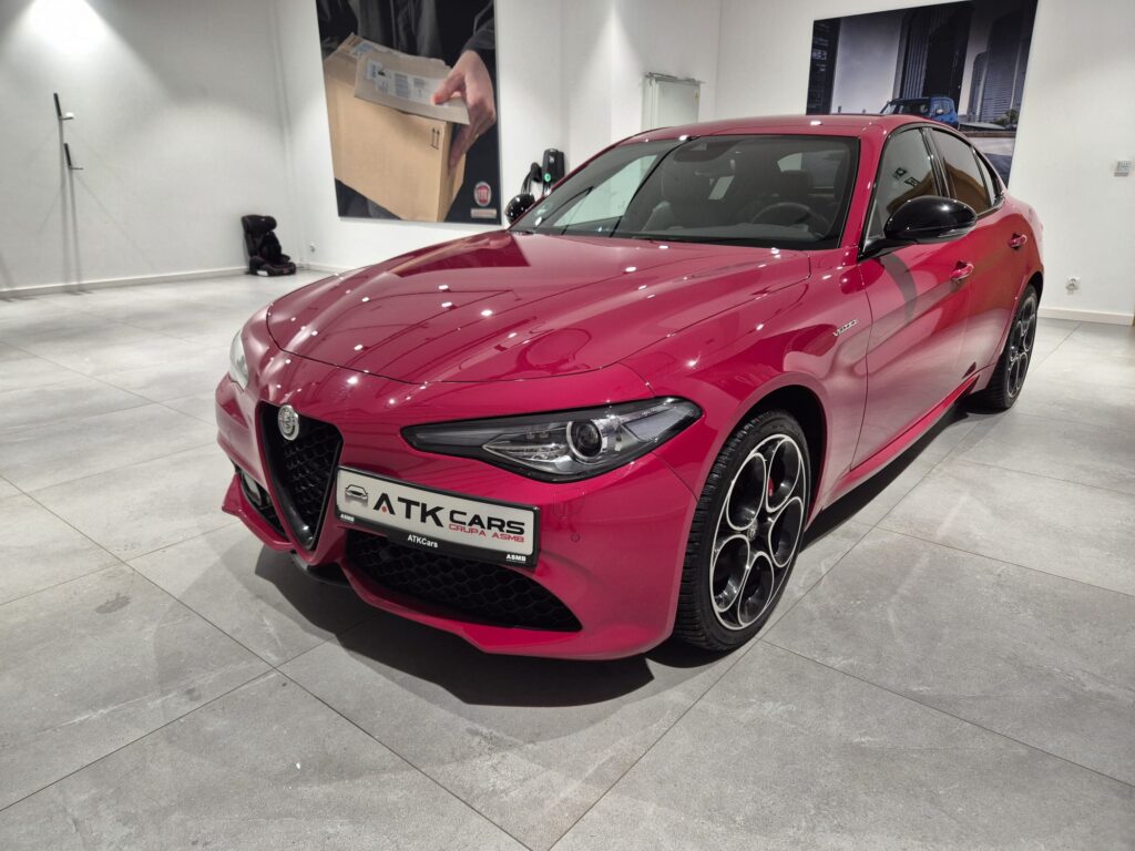 Alfa Romeo Giulia 2.0 Turbo 280 KM - AWD, Kamera, Niski Przebieg