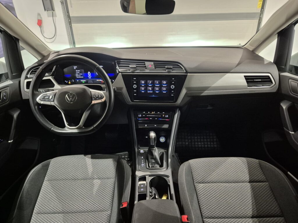 Volkswagen Touran 2.0 TDI 150 KM DSG - 7 Osób, Automat