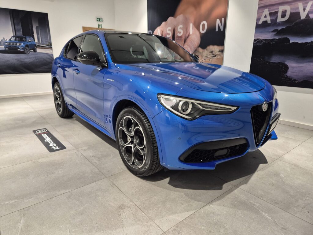 Alfa Romeo Stelvio 2.0 Turbo Veloce Q4 - Automat, Niski przebieg