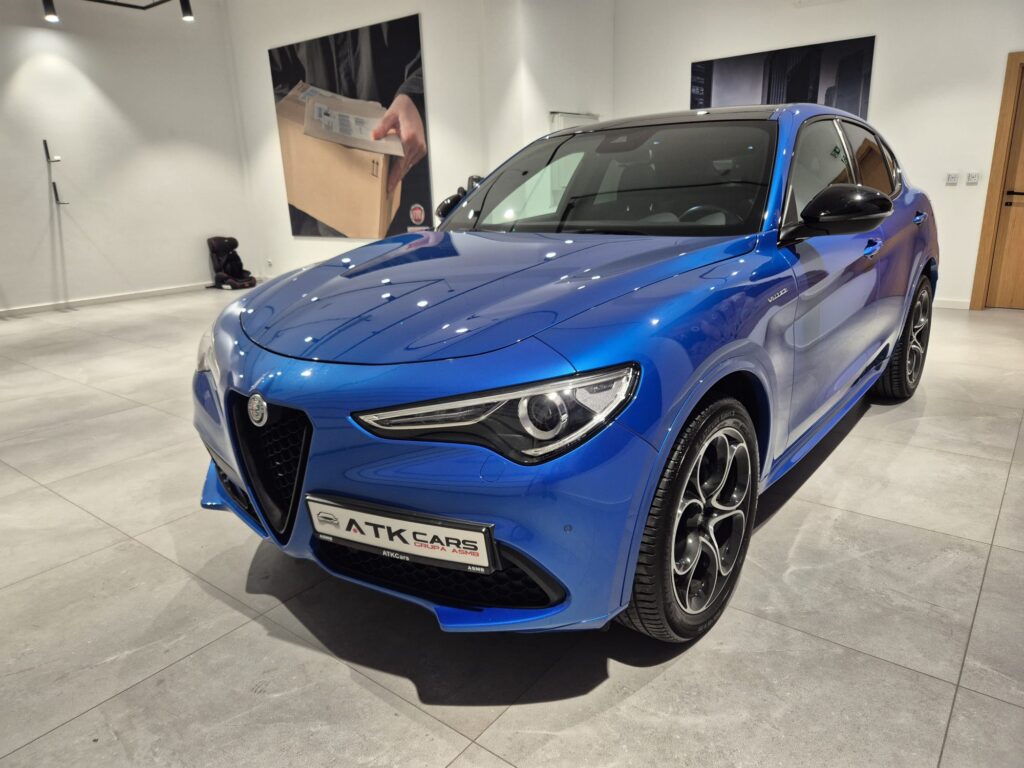 Alfa Romeo Stelvio 2.0 Turbo Veloce Q4 - Automat, Niski przebieg