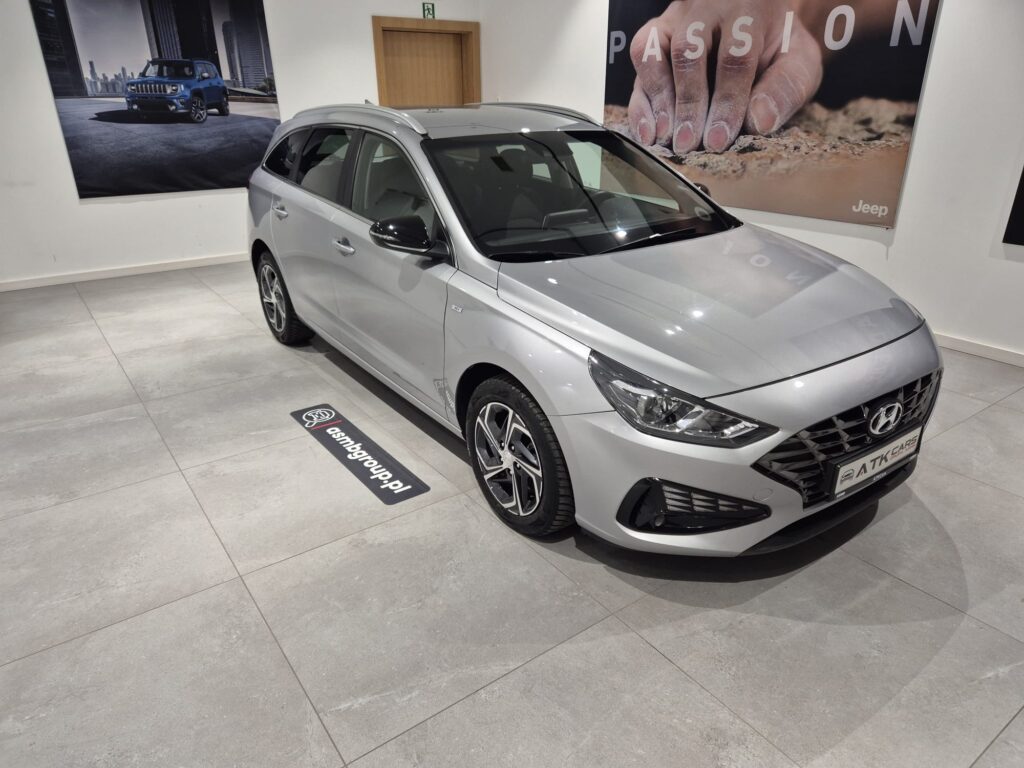 Hyundai i30 Kombi 1.5 T-GDI 160 KM - Automat, Kamera, Niski Przebieg