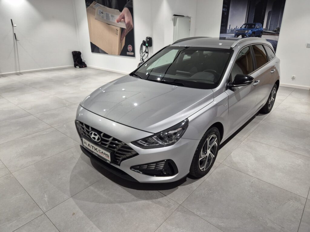 Hyundai i30 Kombi 1.5 T-GDI 160 KM - Automat, Kamera, Niski Przebieg